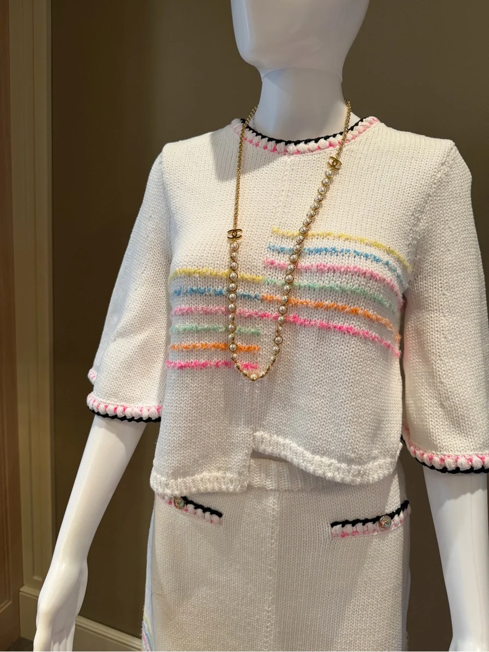 CHANEL White Knit